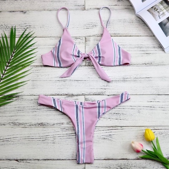 Taylor Pink Bikini - Picture 2 of 4